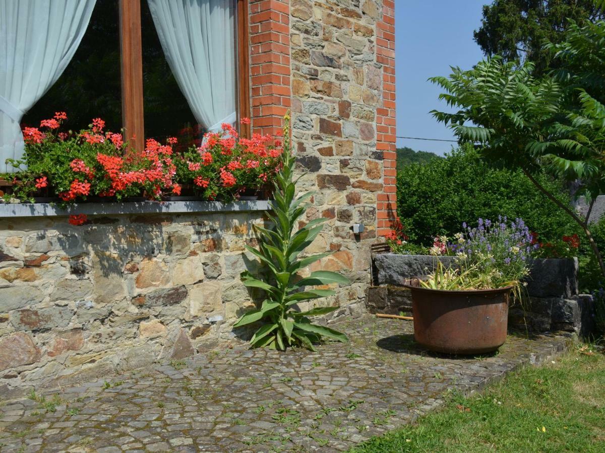 Lovely Holiday Home In Daverdisse With Terrace Bagian luar foto